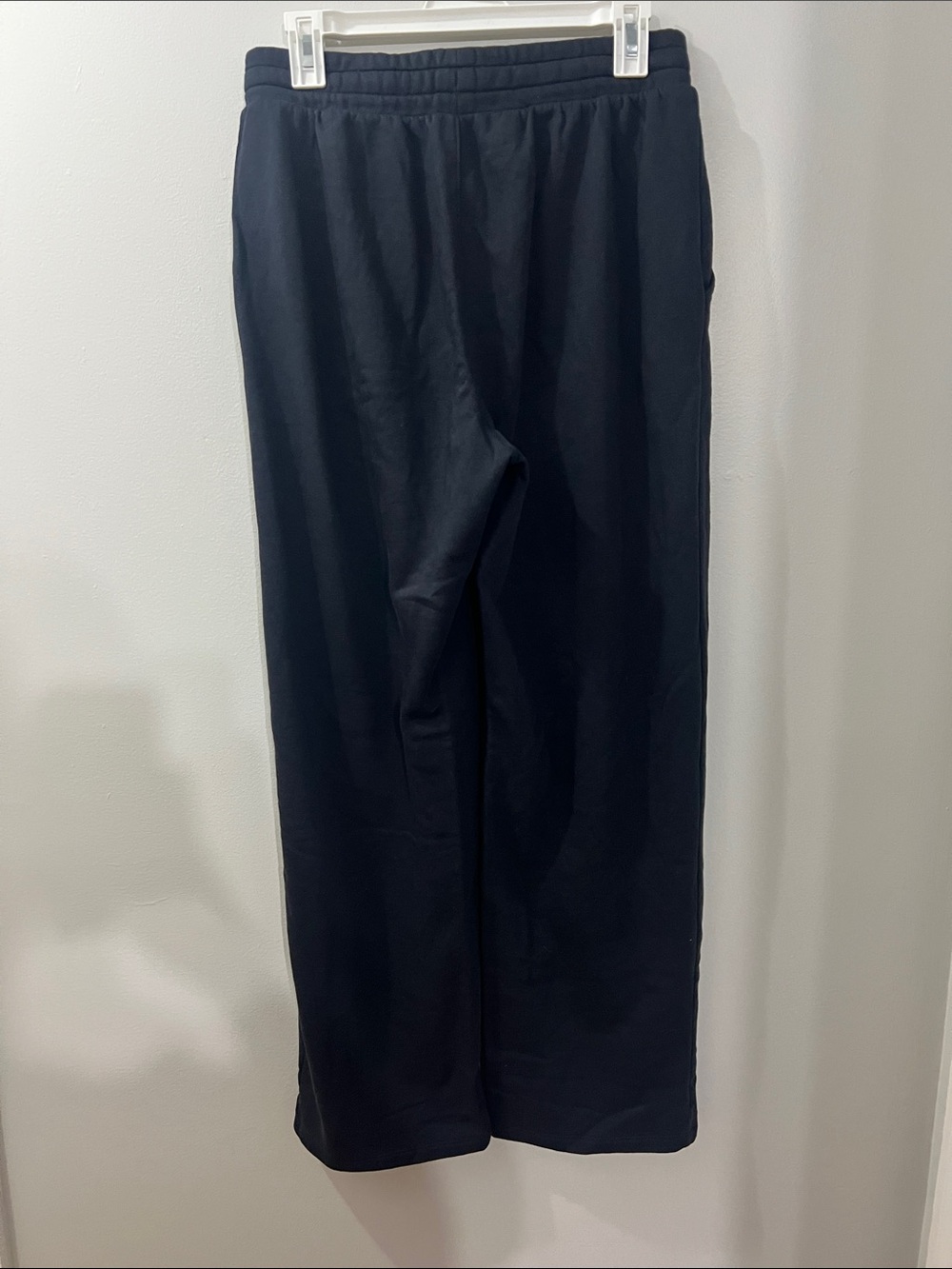 Under Armour Black Hoodie and Sweatpants with White Logo - Picture 6 of 8